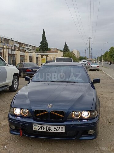 BMW 528 2000, 302,000 km - 2.8 л - Gəncə