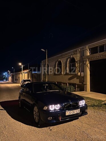 BMW 528 2000, 302,000 km - 2.8 л - Gəncə