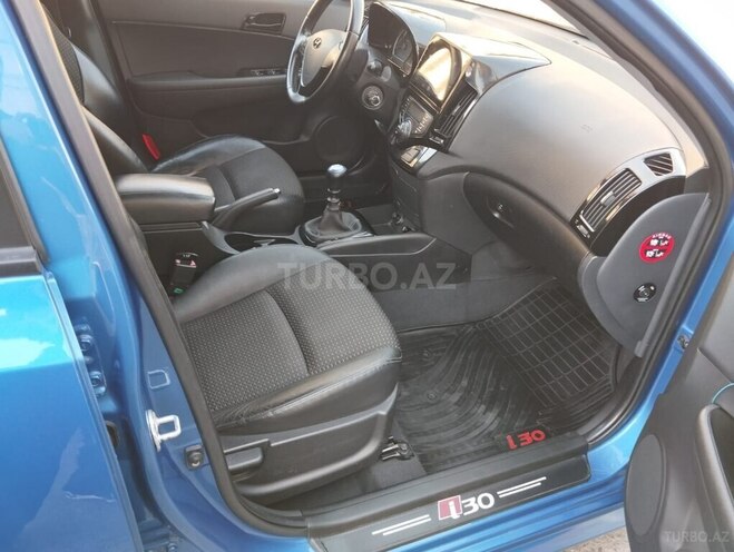 Hyundai i30 2008, 280,000 km - 1.6 л - Şəki