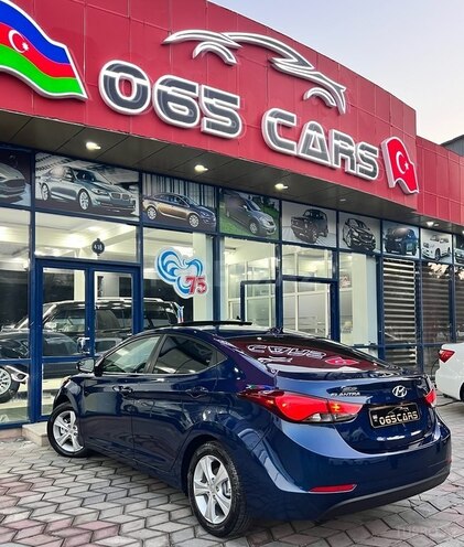 Hyundai Elantra-15