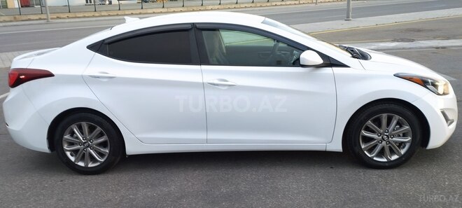 Hyundai Elantra 2015, 72,000 km - 1.8 л - Bakı