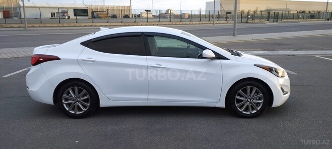 Hyundai Elantra 2015, 72,000 km - 1.8 л - Bakı