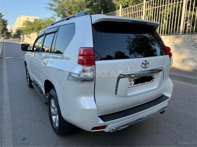 Toyota Land Cruiser Prado-7