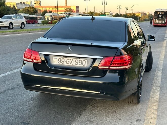 Mercedes E 220 d 2014, 227,718 km - 2.2 l - Bakı
