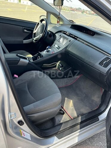 Toyota Prius 2013, 250,000 km - 1.8 l - Bakı