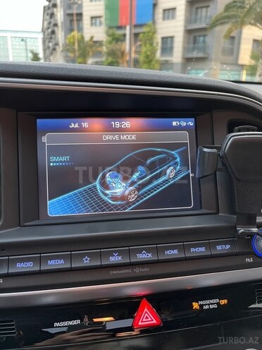 Hyundai Elantra 2019, 53,000 km - 2.0 l - Bakı