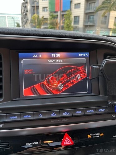 Hyundai Elantra 2019, 53,000 km - 2.0 l - Bakı