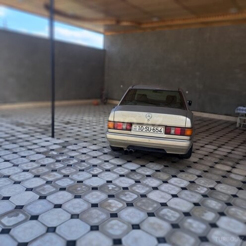 Mercedes 190 1990, 218,000 km - 2.0 l - Şəmkir