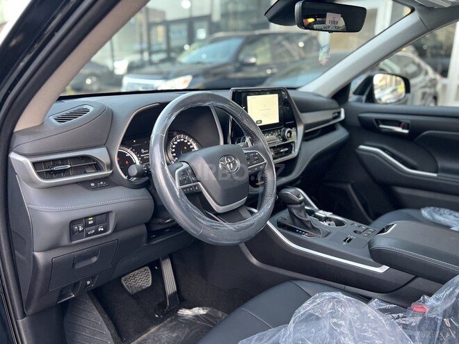 Toyota Highlander-6