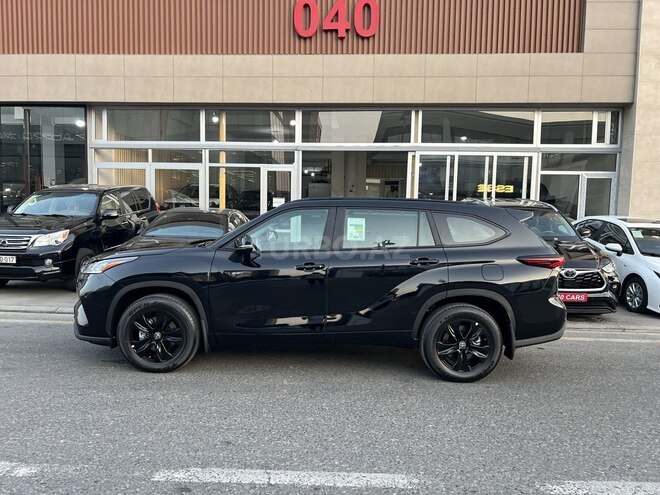 Toyota Highlander-3