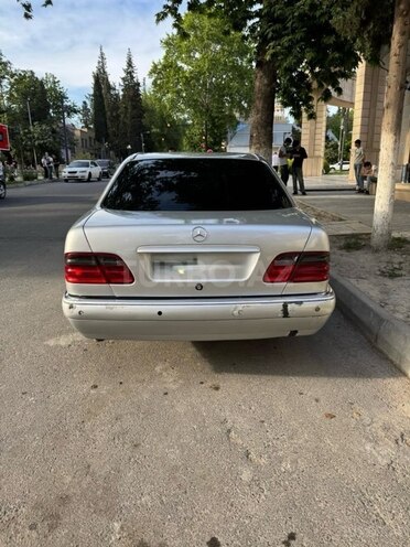 Mercedes E 230 1997, 246,000 km - 2.3 l - Göyçay