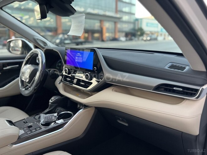 Toyota Highlander-10