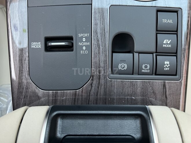 Toyota Highlander-16