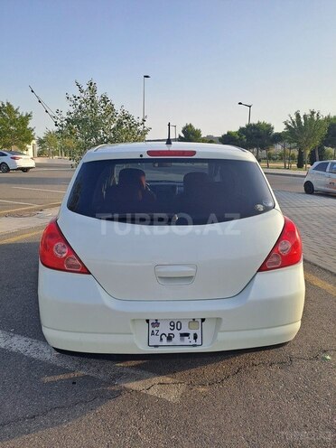 Nissan Tiida-3