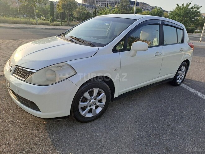 Nissan Tiida-8