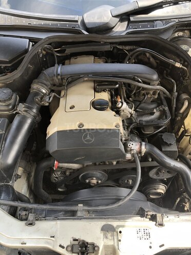 Mercedes C 200 2000, 347,800 km - 2.0 l - Bakı