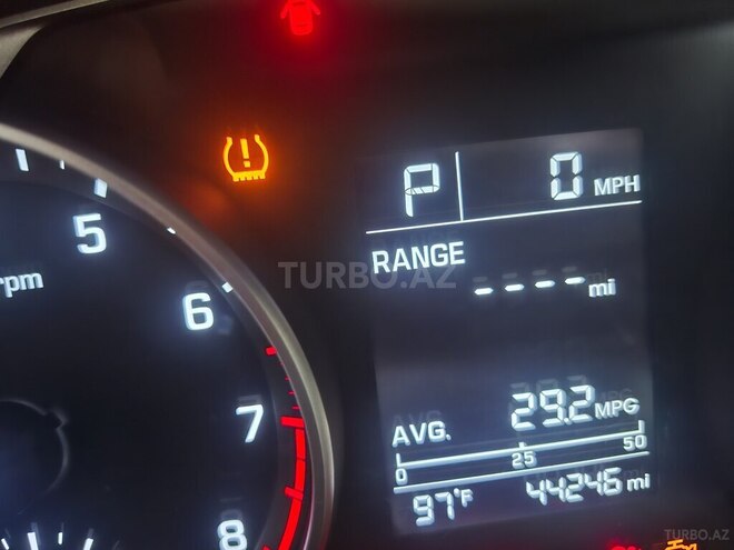 Hyundai Elantra 2018, 71,000 km - 2.0 л - Mingəçevir