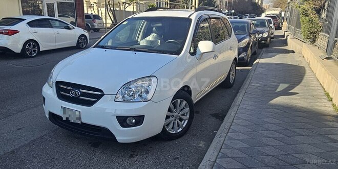 Kia Carens 2010, 126,000 km - 2.0 l - Bakı