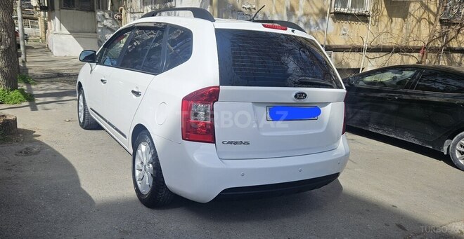 Kia Carens 2010, 126,000 km - 2.0 l - Bakı