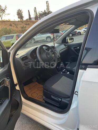 Volkswagen Polo 2014, 162,700 km - 1.6 l - Bakı