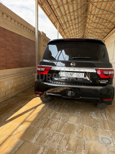 Nissan Patrol 2011, 85,000 km - 5.6 l - Bakı