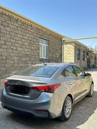 Hyundai Accent 2021, 80,000 km - 1.6 л - Bakı