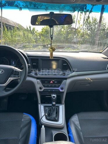 Hyundai Elantra 2017, 271,979 km - 2.0 l - Mingəçevir