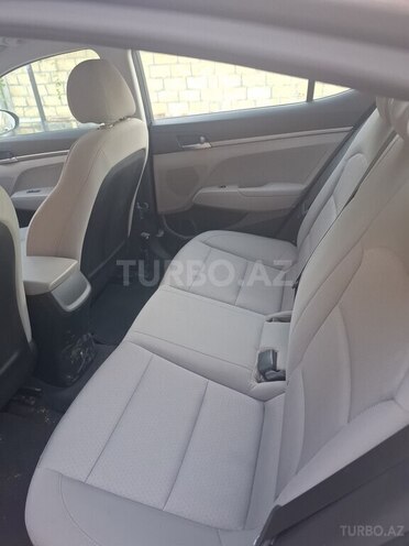 Hyundai Elantra 2018, 71,000 km - 2.0 л - Mingəçevir