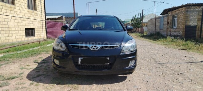 Hyundai i30 2009, 186,000 km - 1.4 l - Samux