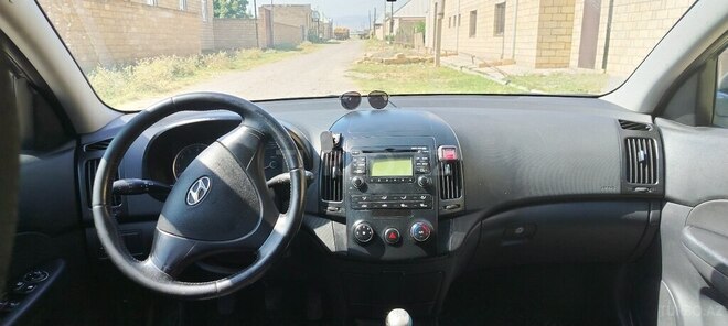 Hyundai i30 2009, 186,000 km - 1.4 l - Samux