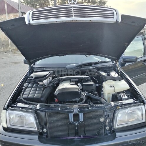 Mercedes C 180 1997, 342,000 km - 1.8 l - Bakı