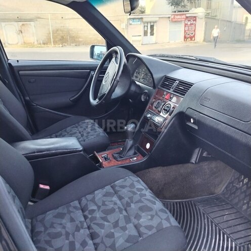 Mercedes C 180 1997, 342,000 km - 1.8 l - Bakı