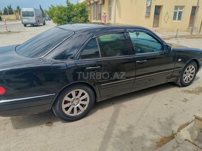 Mercedes E 220 d 1999, 490,000 km - 2.2 l - Bakı