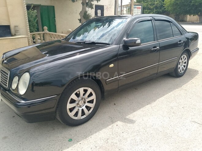 Mercedes E 220 d 1999, 490,000 km - 2.2 l - Bakı