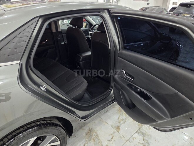 Hyundai Elantra 2024, 18,000 km - 1.6 л - Bakı