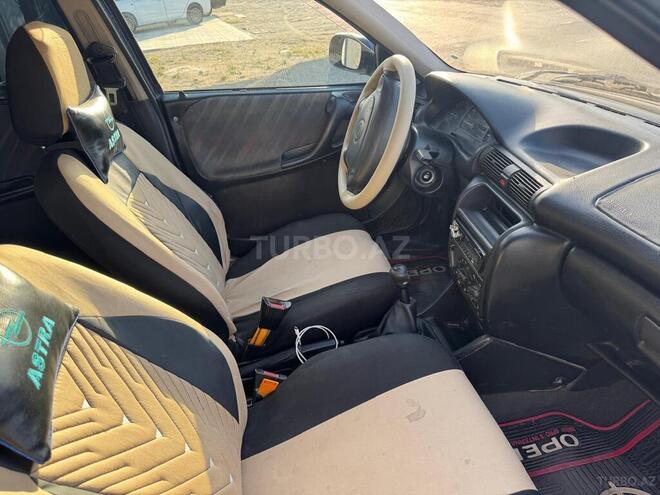Opel Astra 1997, 335,000 km - 1.6 l - Bakı