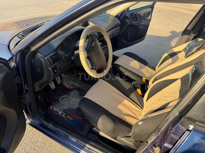 Opel Astra 1997, 335,000 km - 1.6 l - Bakı