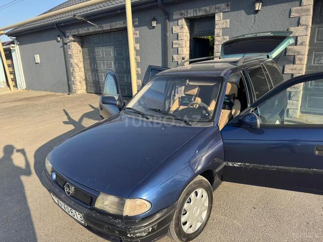 Opel Astra 1997, 335,000 km - 1.6 l - Bakı