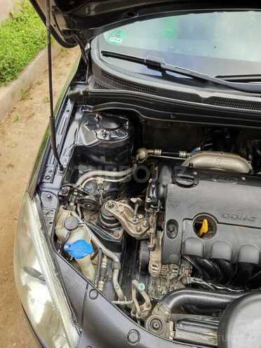 Kia  2008, 180,000 km - 1.4 l - Bakı