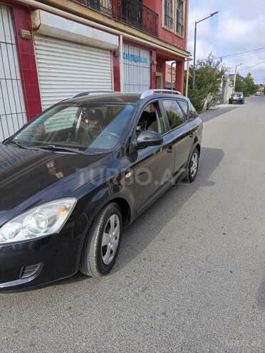 Kia  2008, 180,000 km - 1.4 l - Bakı