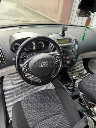 Kia  2008, 180,000 km - 1.4 l - Bakı