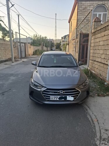 Hyundai Elantra 2018, 71,000 km - 2.0 л - Mingəçevir