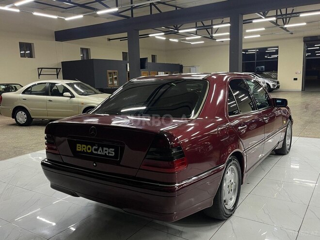 Mercedes C 240-12