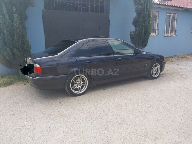 BMW 528 2001, 395,000 km - 2.8 l - Bakı