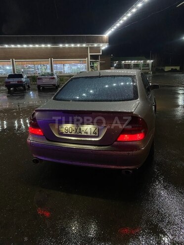 Mercedes E 200 d 2002, 701,650 km - 2.2 l - Bakı