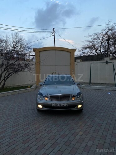 Mercedes E 200 d 2002, 701,650 km - 2.2 l - Bakı