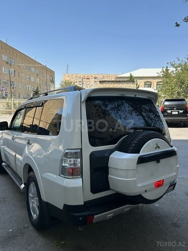 Mitsubishi Pajero 2007, 206,000 km - 3.0 l - Bakı