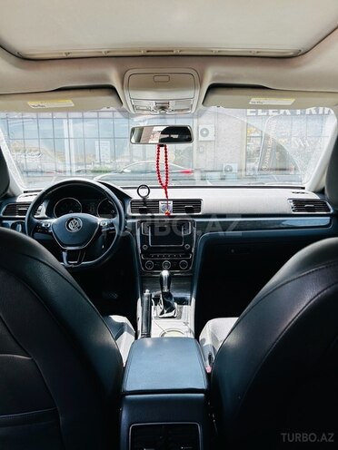 Volkswagen Passat 2015, 224,824 km - 1.8 l - Bakı