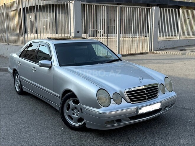 Mercedes E 280 2000, 452,000 km - 2.8 l - Bakı