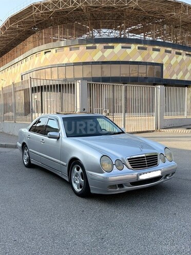 Mercedes E 280 2000, 452,000 km - 2.8 l - Bakı